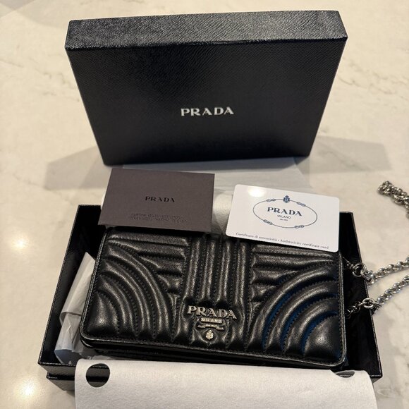 Prada Quilted Leather Clutch with Detachable Chain - Picture 2 of 16